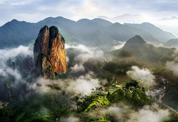 徒步雁荡山 体验飞拉达